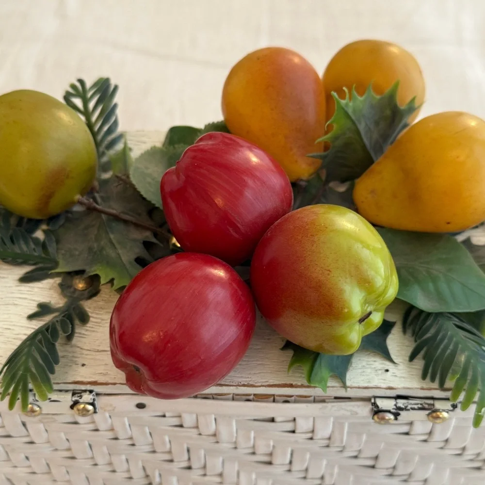 Vintage 1960’s Cottagecore Wicker Basket Bag - Picture 6 of 6